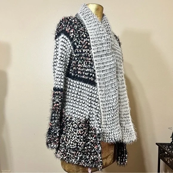 Anthropologie brand LA FEE VERTE PETITES Cardigan So soft Acrylic blend XS EUC - Picture 3 of 15